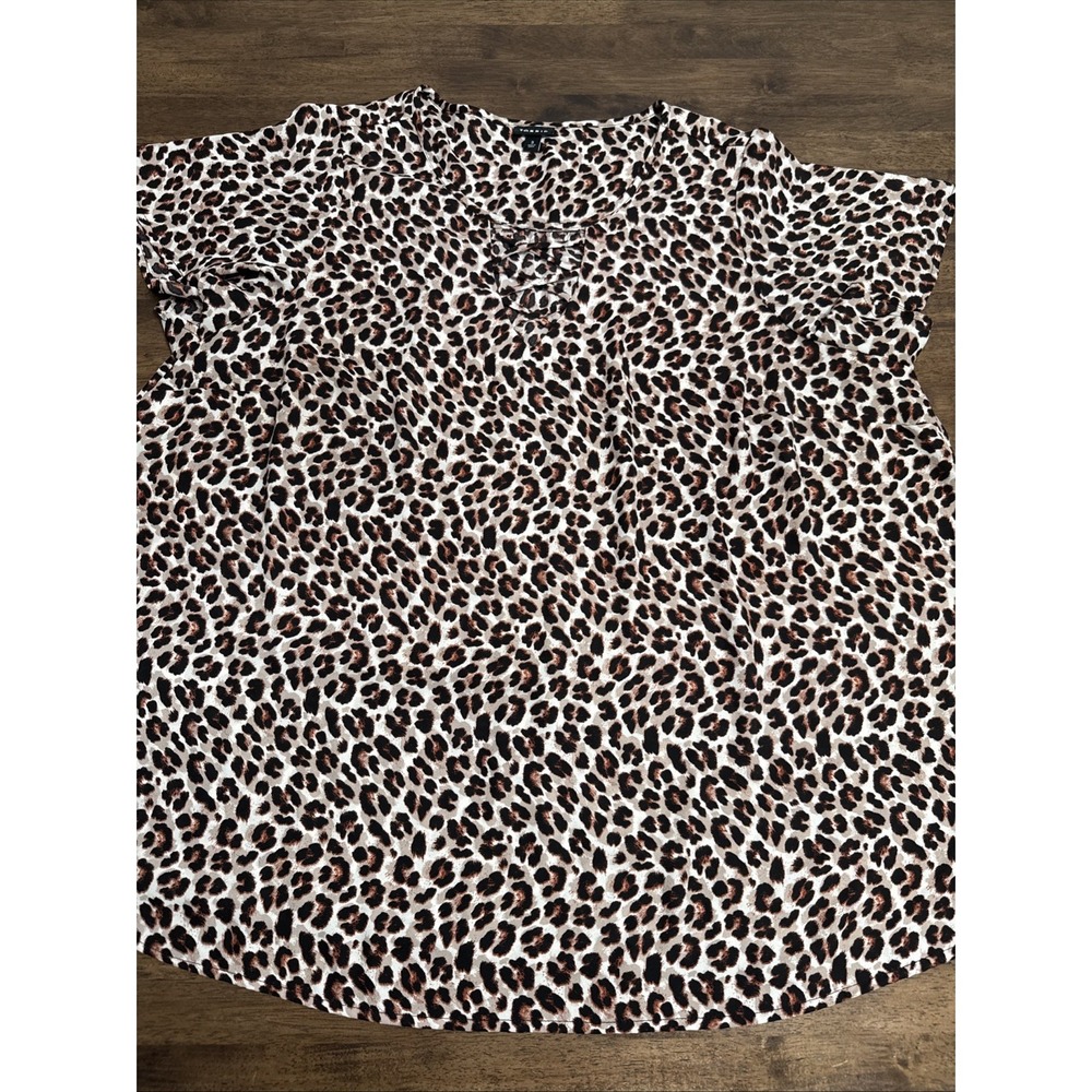 Torrid Plus Size Cheetah Leopard Blouse Short Sleeve Cross Cross Neckline 3 3X‎